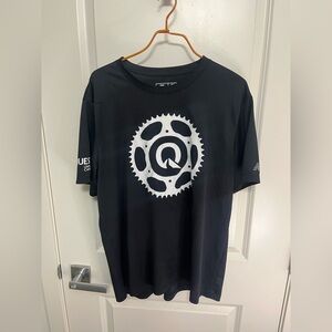 New Balance Men's Black Graphic T-Shirt in size L